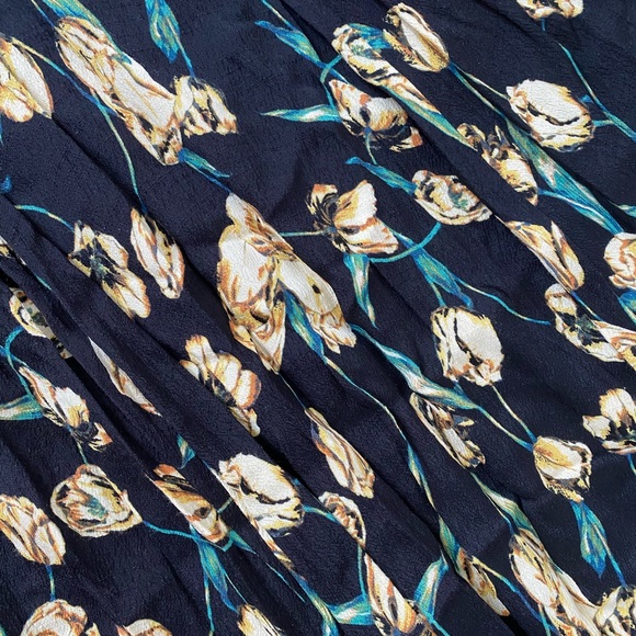 Floral Maxi Dress - Picture 3 of 3